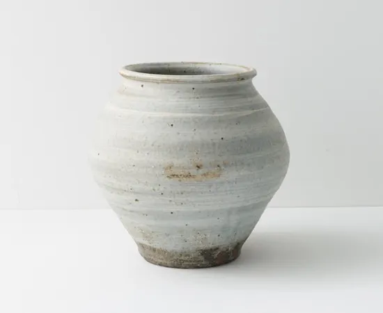 小嶋亜創, 刷毛目壺
