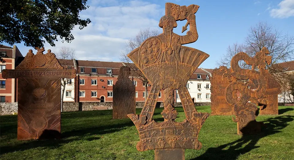 Hew Locke, Ruined