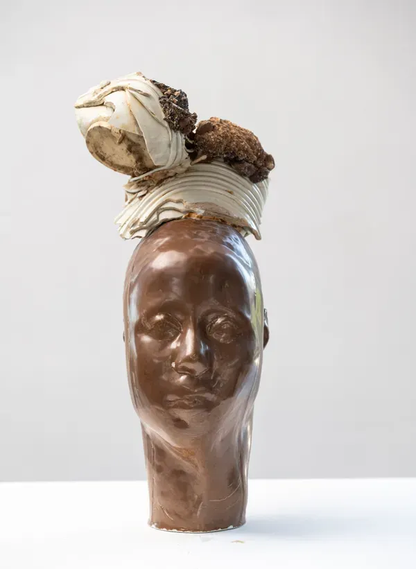 Victoria-Idongesit Udondian, Ife Porcelain Head ye celadon