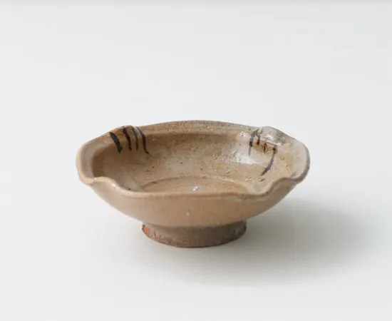 小嶋亜創, 唐津手4寸四方浅鉢