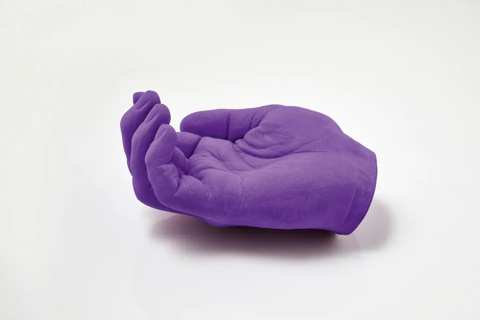 Katharina Fritsch, Bettlerhand (Beggars hand)