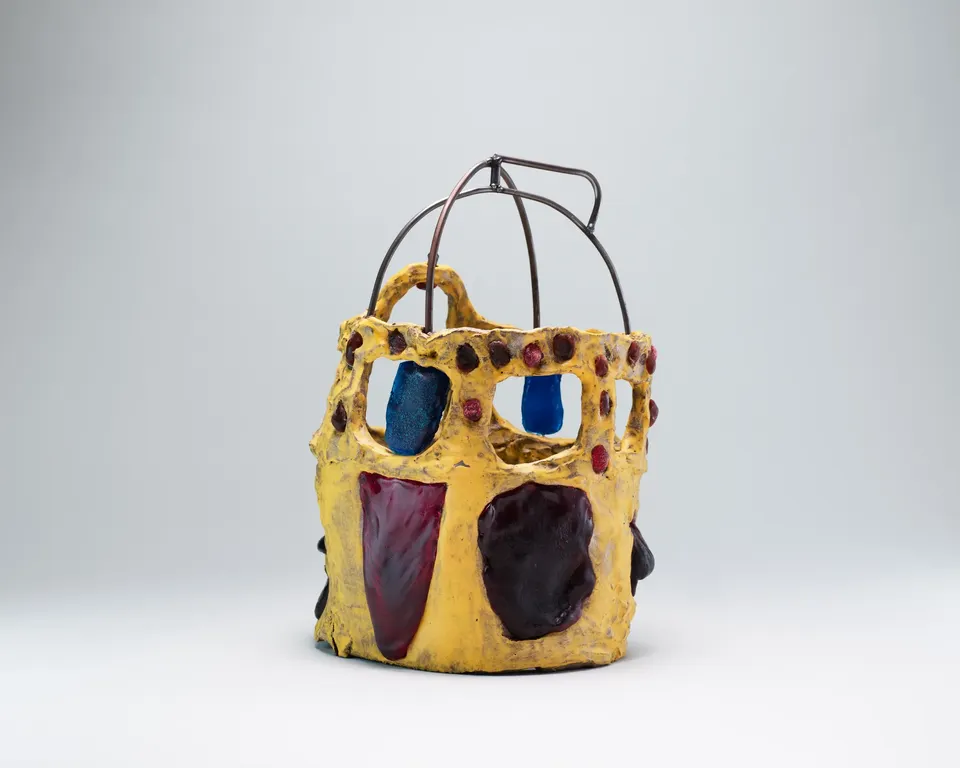 Sahar Khoury, Untitled (Yellow crown)