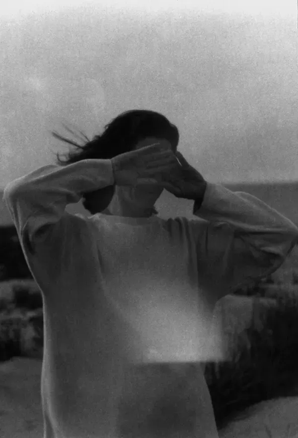 Angela Grauerholz, The Glare