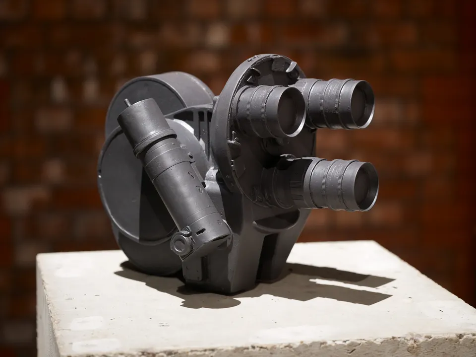 Jane and Louise Wilson, The Toxic Camera, Konvas Autovat