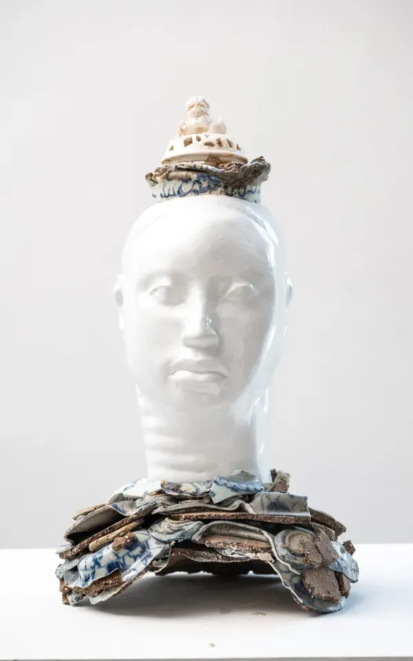 Victoria-Idongesit Udondian, China ye Ife Porcelain head