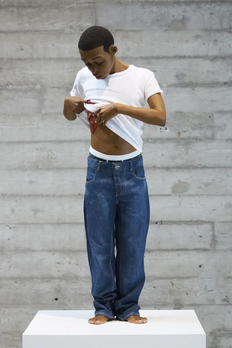 Ron Mueck, Youth