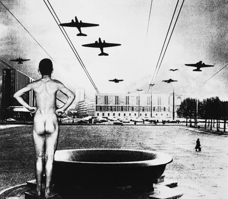 Jane Alexander, Triumph over capitalism: Lustgarten