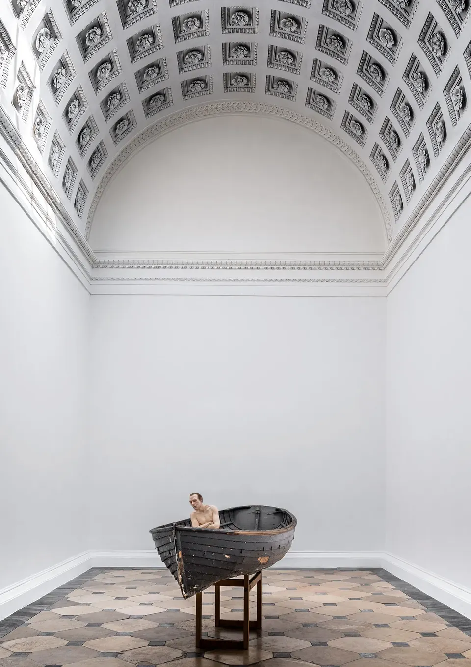 Ron Mueck, Man in a Boat