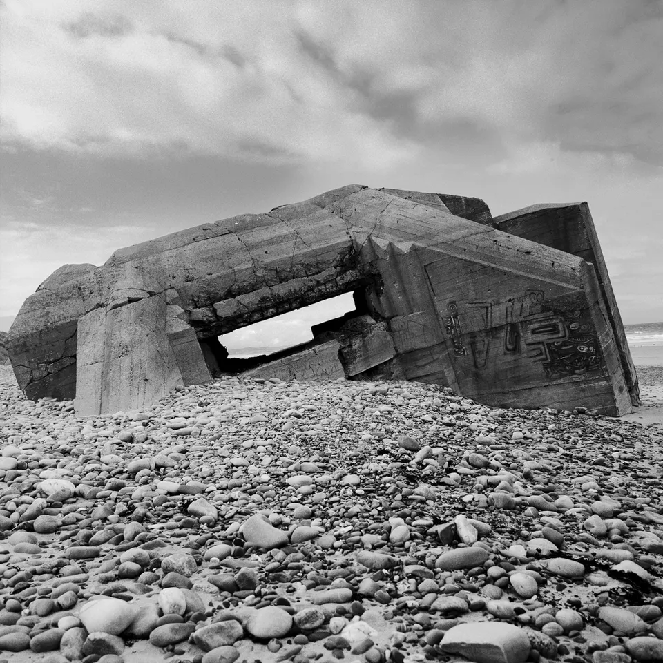 Jane and Louise Wilson, Casemate SK667
