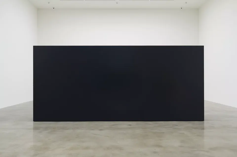 Tony Smith, Wall